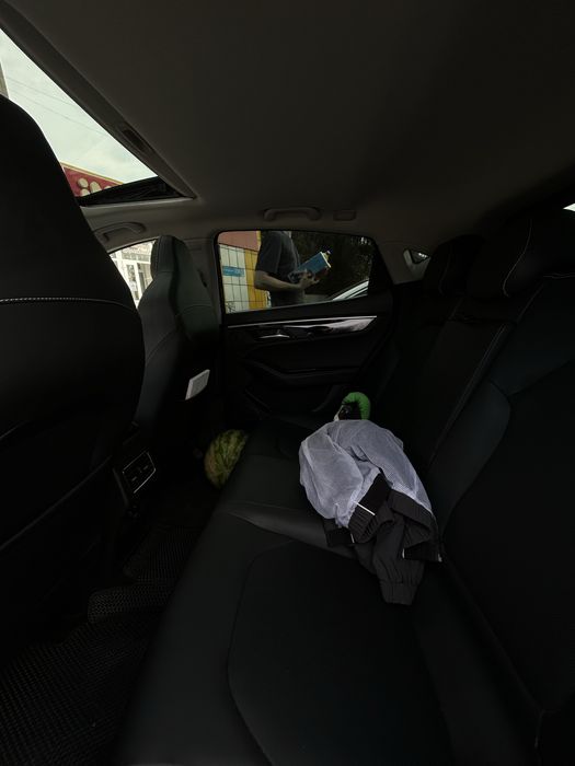 Продам машина jac j7 2022 год