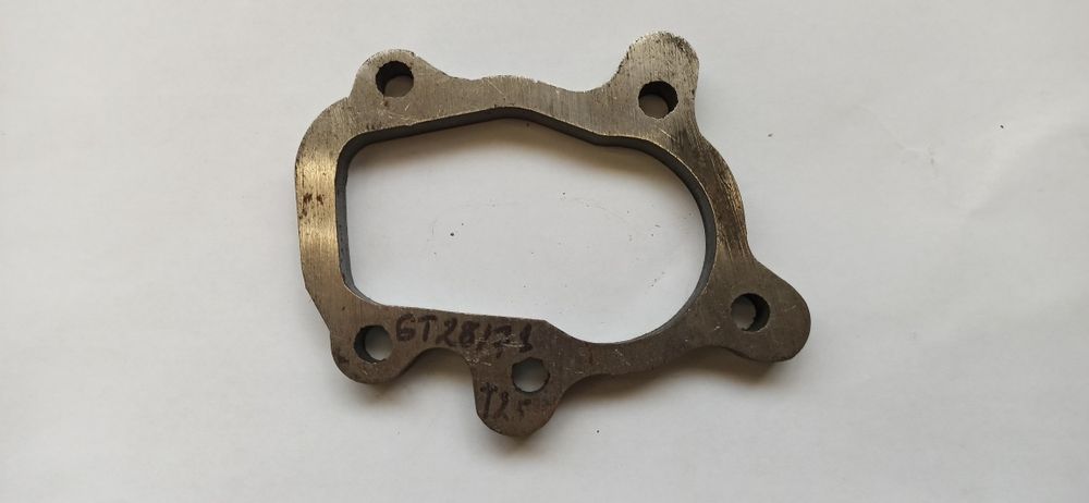 Фланци и Раздвижни Планки за Turbo 2260 GT/GTB