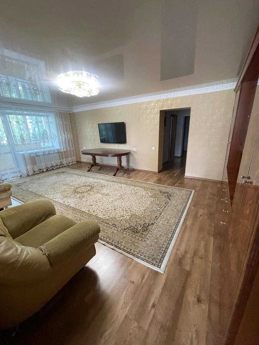 Продажа 4-комнатной в Центре!