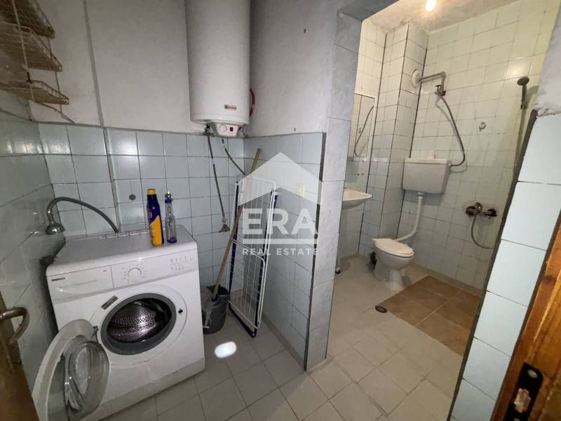 Продава се Многостаен апартамент в Хасково, Промишлена зона - Изток - 126 кв.м за 738 €/кв.м - Снимка #1