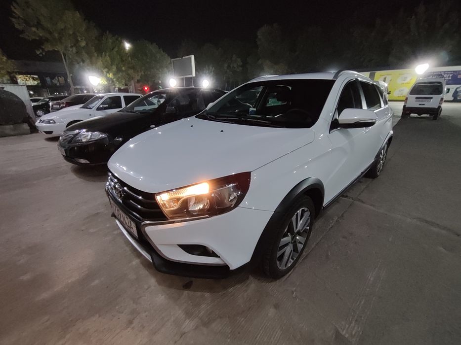 Lada vesta SW cross 1.6 nissan motor