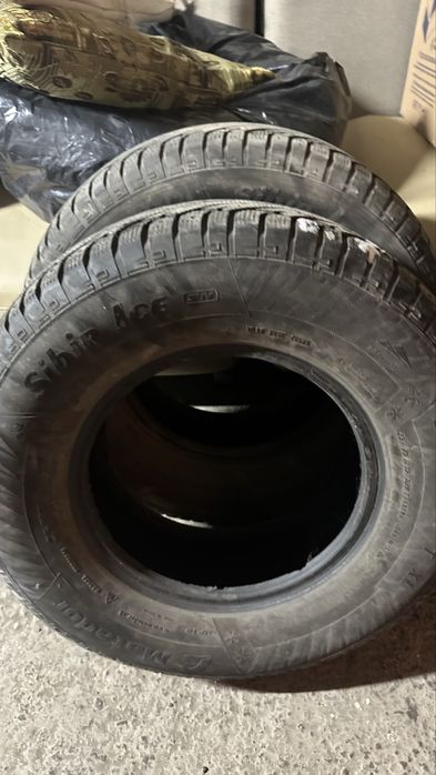 Шина 235/75 R15 зима