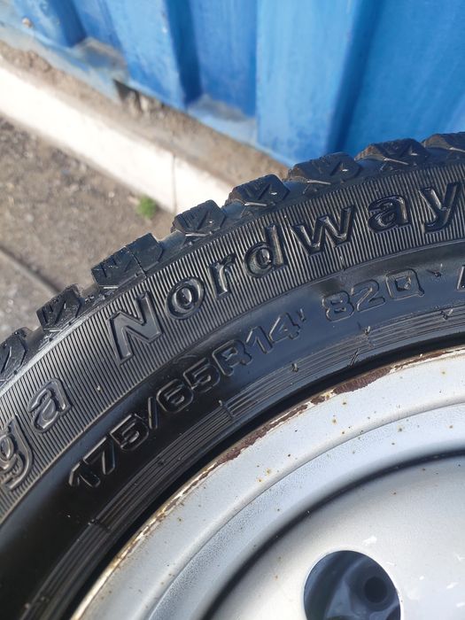 Диски с шинами зимние