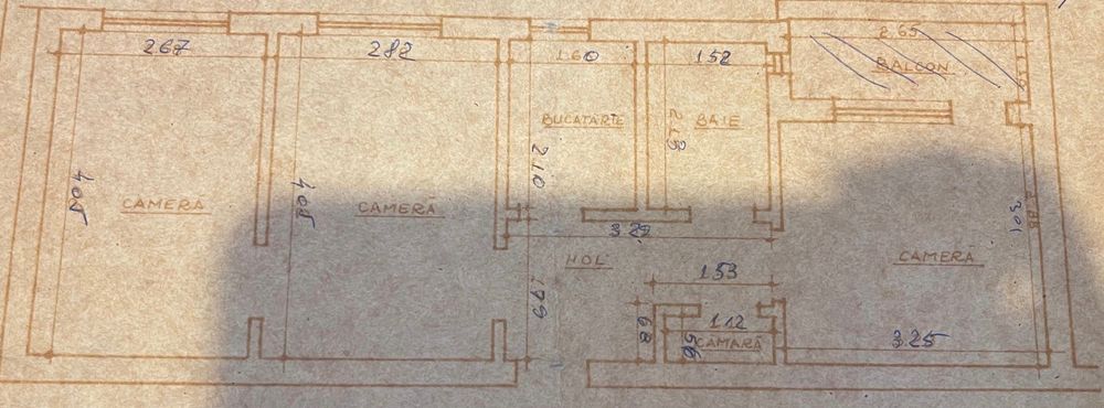 Vand apartament cu 3 camere