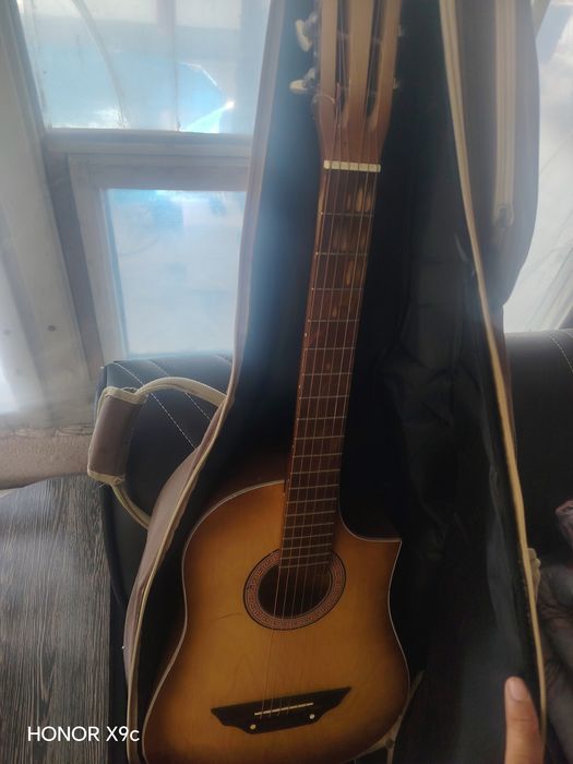 Gitara 6 ta trunalik