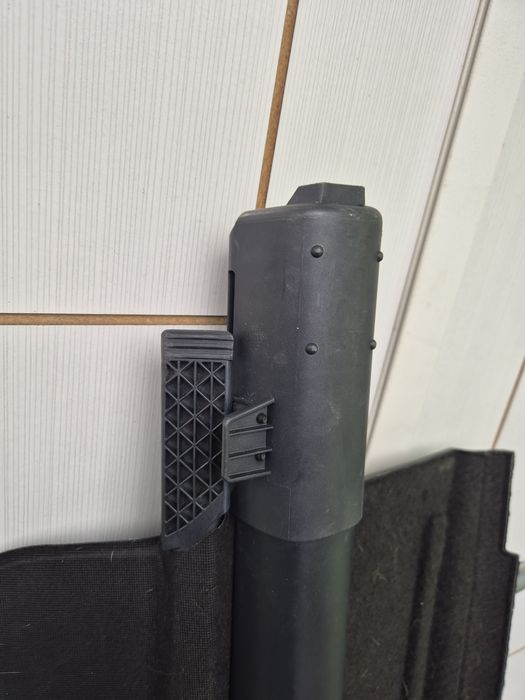 Щора за багажник на Шкода октавия 2012г/ . Перфектни без забележки /