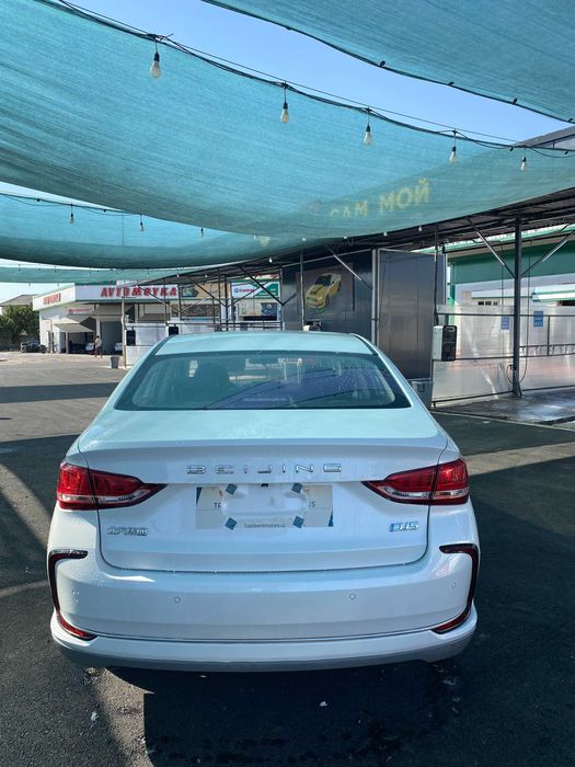 Продаётся  новый Beijing EU5 (без пробег)