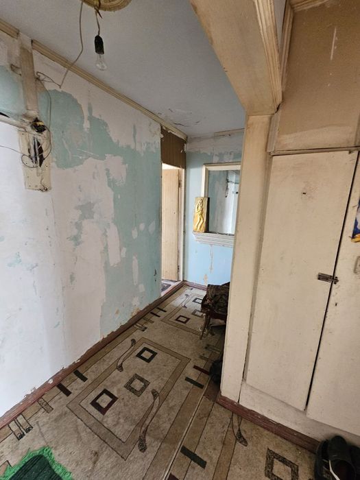 2 xonalik uy sotiladi