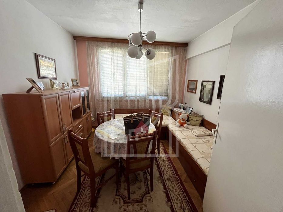 Продава се Двустаен апартамент в Димитровград - 53 кв.м за 906 €/кв.м - Снимка #2