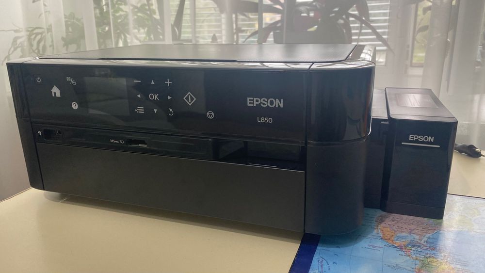 МФУ (принтер, сканер, копир). EPSON l850