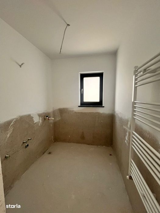 Apartament cu 3 Camere  78 mpI Suceava/Complex La Stejari I1400E/Mp