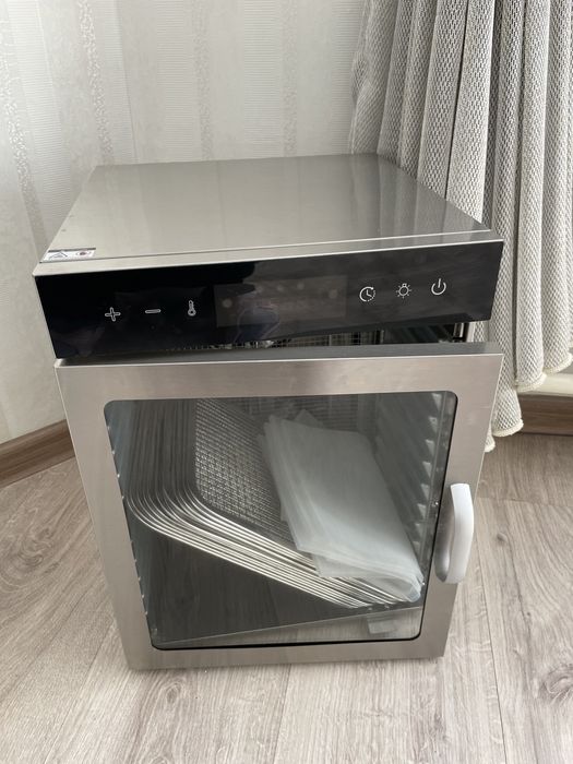 Дегидратор (сушилка для овощей)