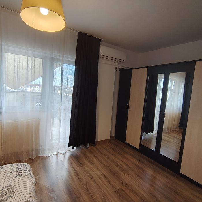 Închiriez apartament cu o cameră