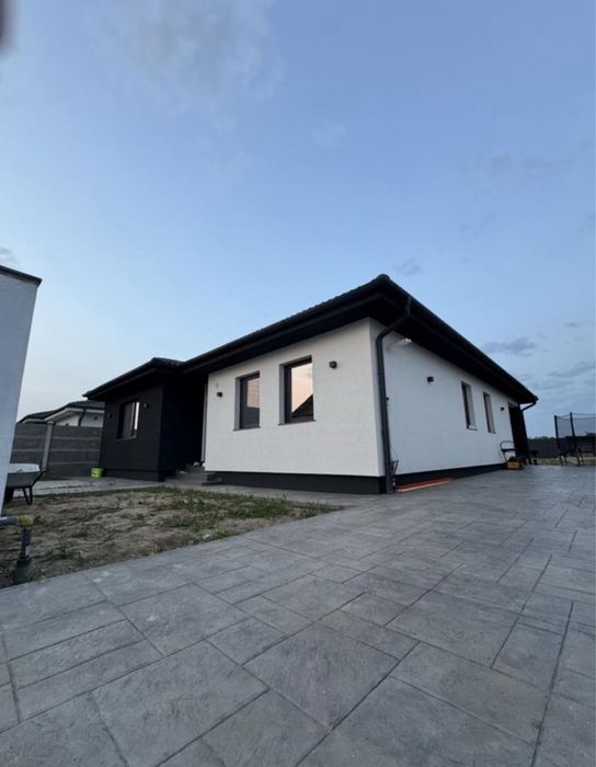 Vand casa str. Giulia