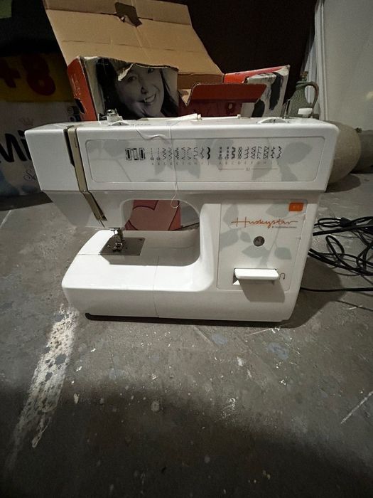 Шивачна машина Husqvarna