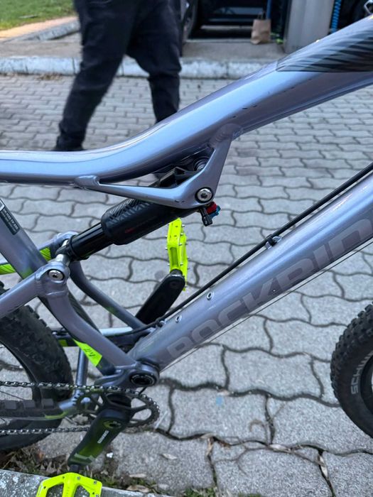 vand bicicleta rockrider st900s!!!