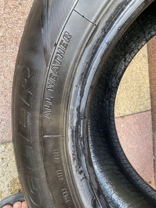 * Goodyear Wrangler HP All Weather 275/60 R18 113H
