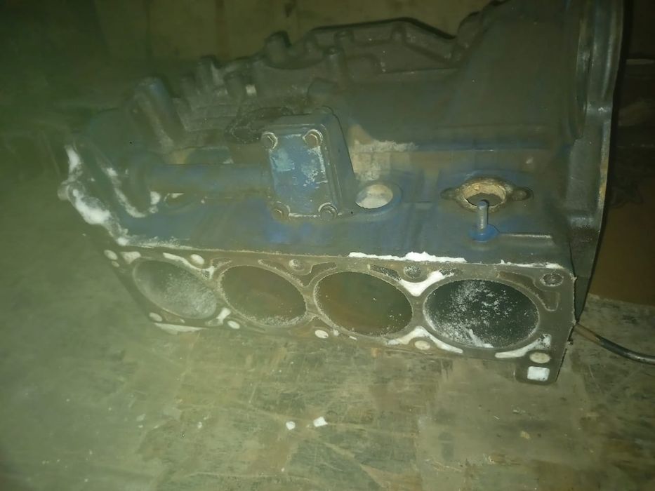 Газель блок змз 409 Цена 60000