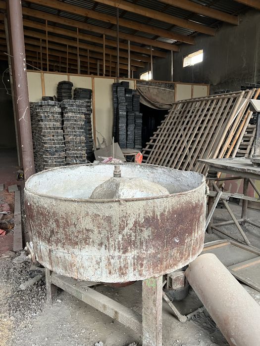 Srochno brushcatka apparat sotiladi,qazon,stol,va apparatni oʻzi