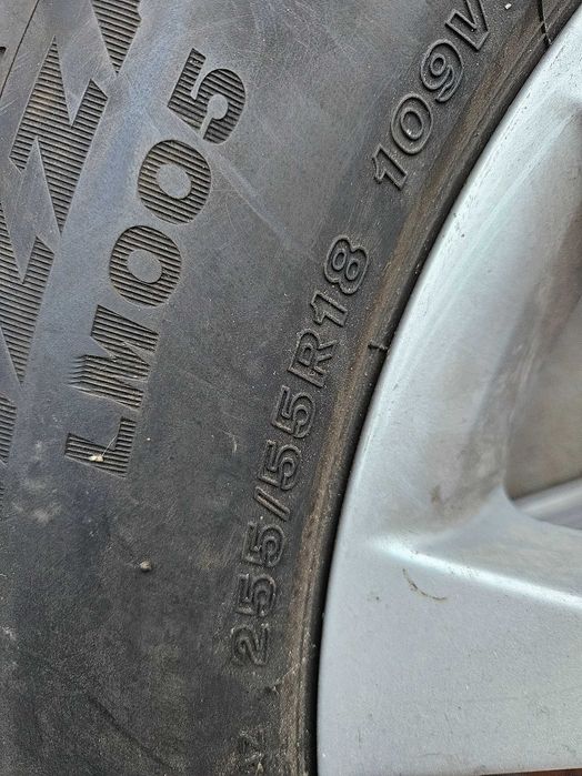 Джанти и гуми за ML164