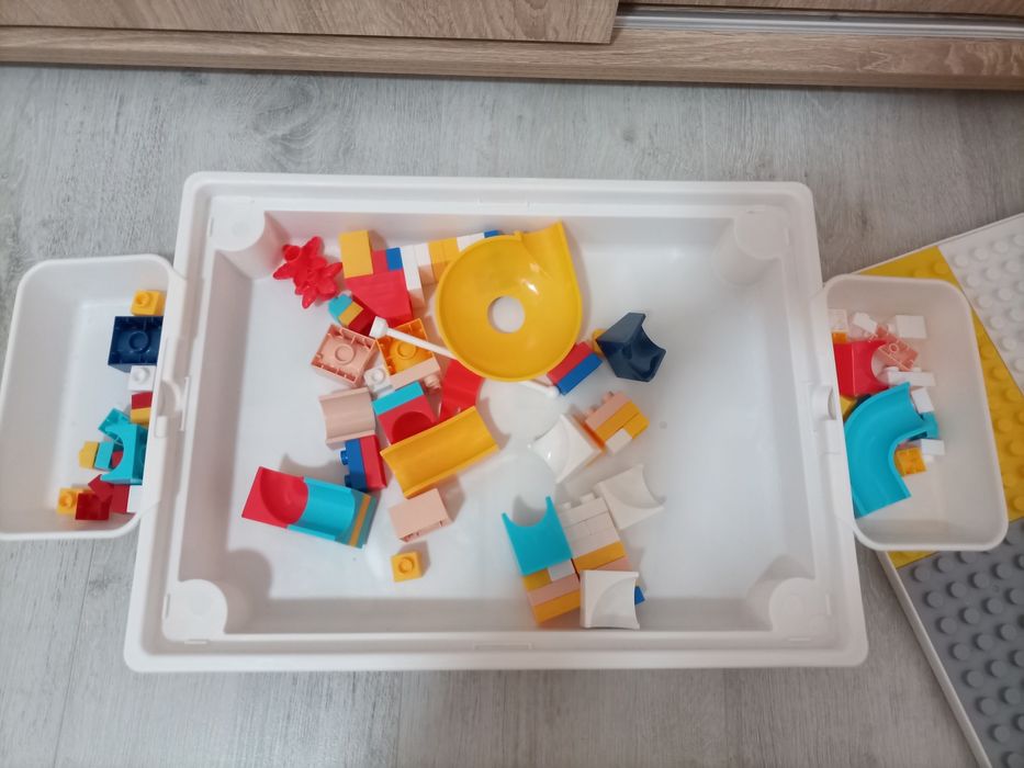 Маса с конструктор