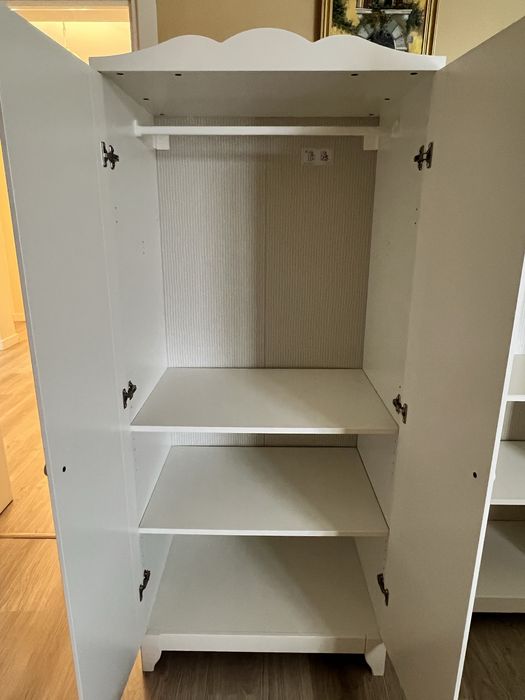 Dulap elegant + etajeră pentru cărți copii – IKEA