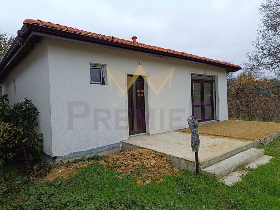 Продава се Къща в с. Старо Оряхово, Област Варна - 100 кв.м за 536 €/кв.м - Снимка #1