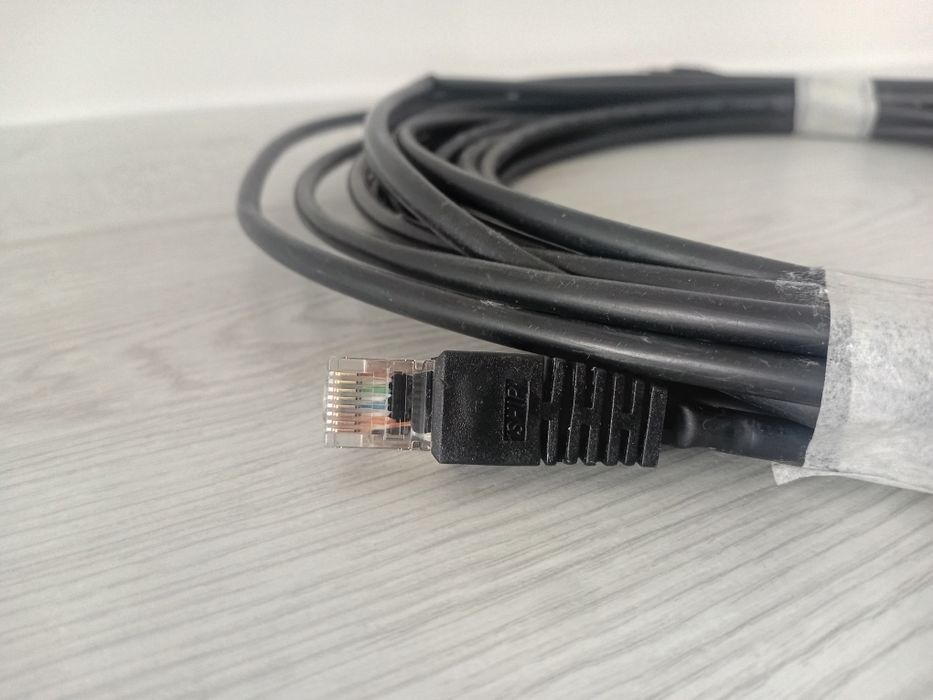 Сетевой патч-корд (Ethernet-кабель) с разъемами RJ-45