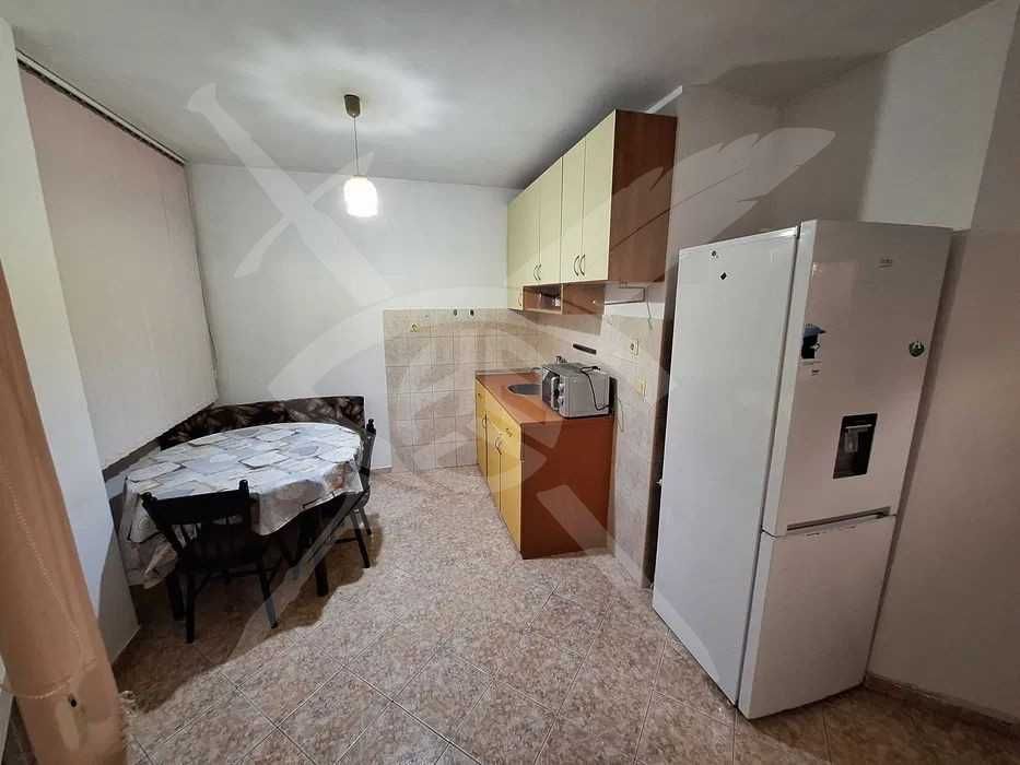 Дава се под наем Тристаен апартамент в Варна, Колхозен пазар - 76 кв.м за 475 € - Снимка #1