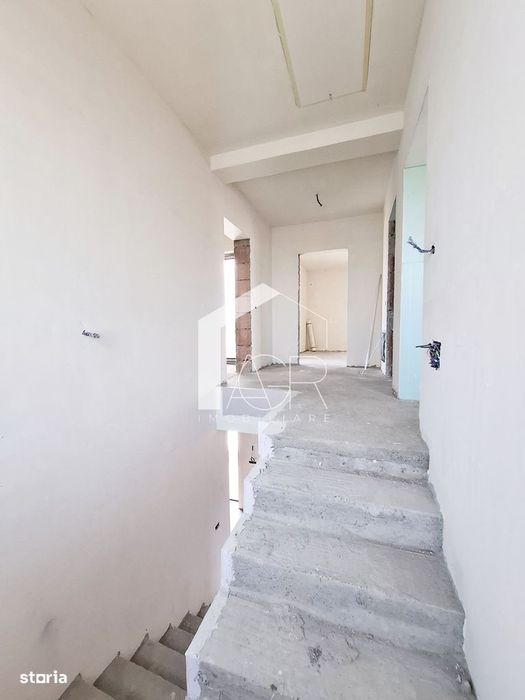 Vila P+1E, cu 5 camere, Paulesti