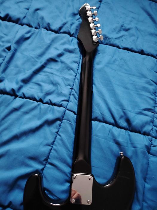 Chitara electrica Rokwood by Hohner LX100