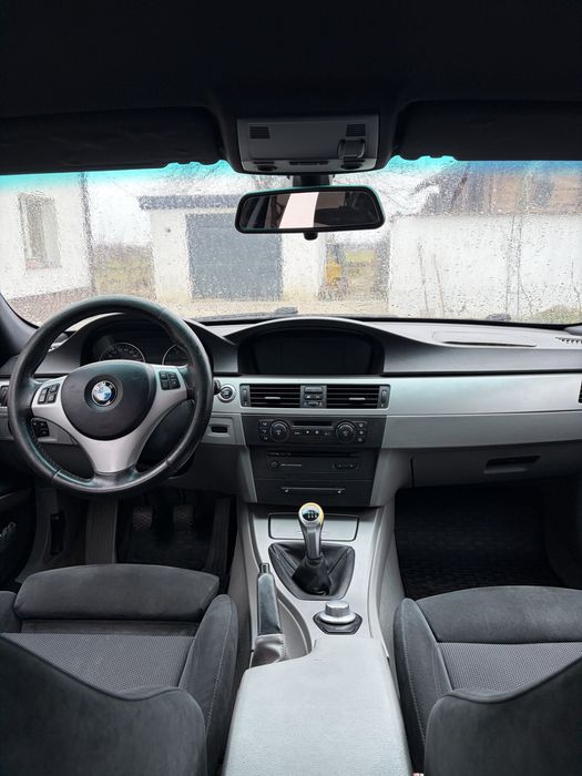 BMW e90 320D 163cp (soft 200+)