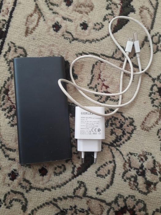 Продам Samsung Galaxy J4 Black 2018