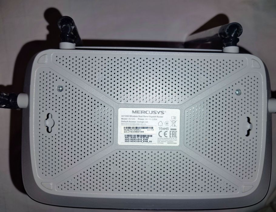 Router Mercusys AC12G