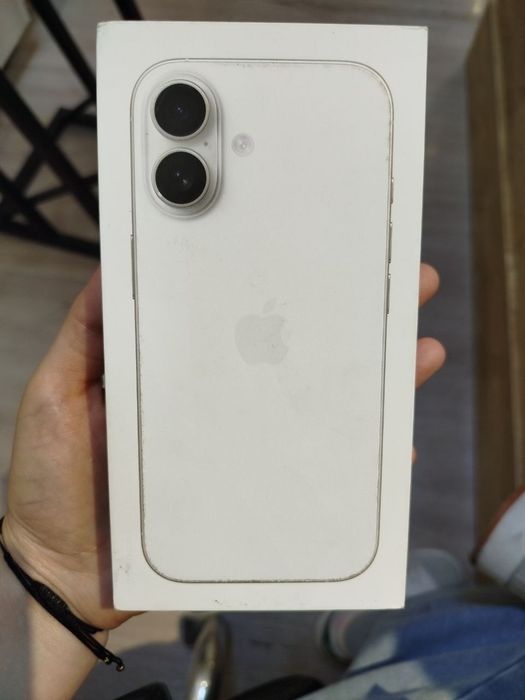 Продам новый iPhone 17