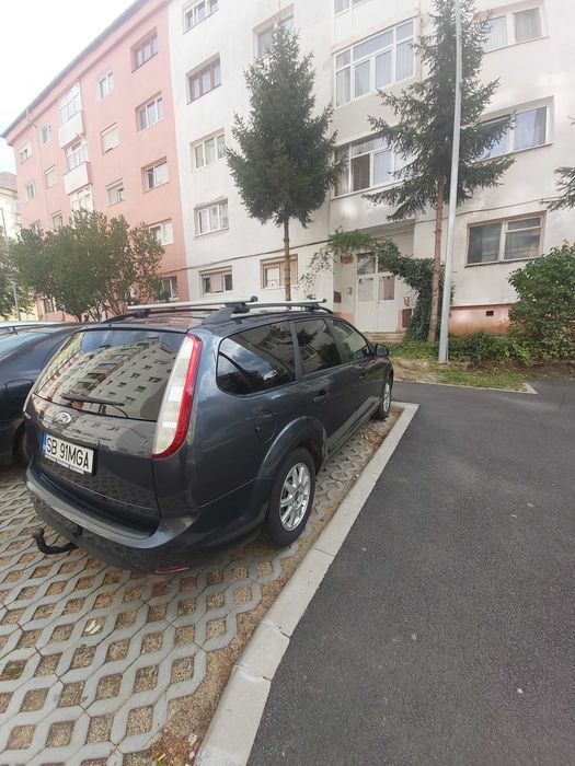 FORD Focus 2010 — imagine 1