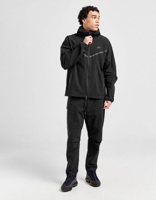 Nike Tech Woven Windbreaker-оригинален мъжки екип