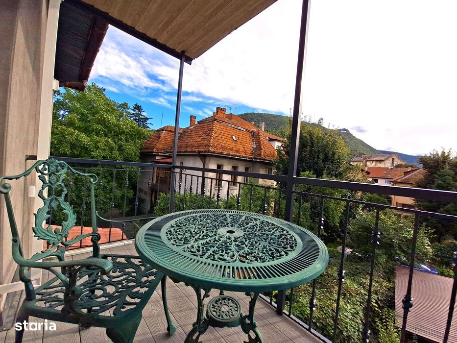 Apartament cu 2 camere, priveliște superbă spre Tâmpa, zonă centrală
