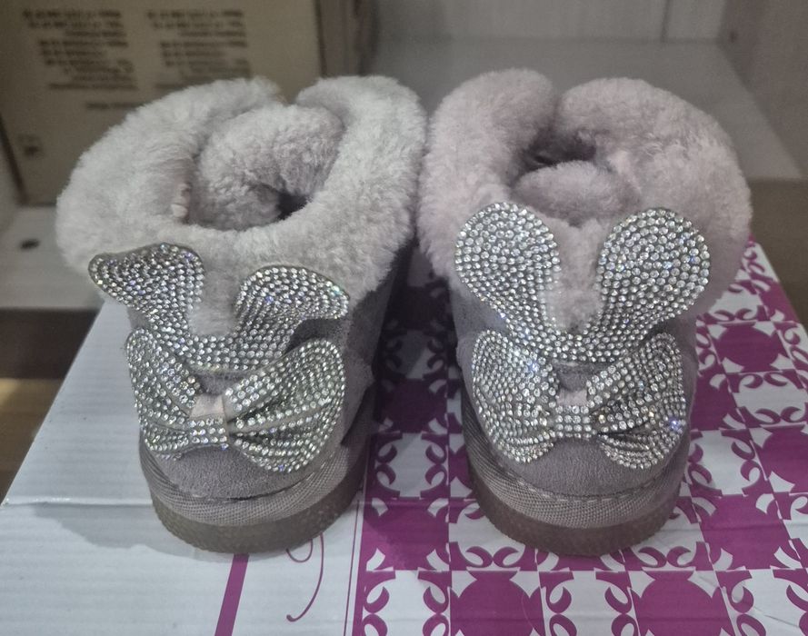 Зимние ботинки для девочки