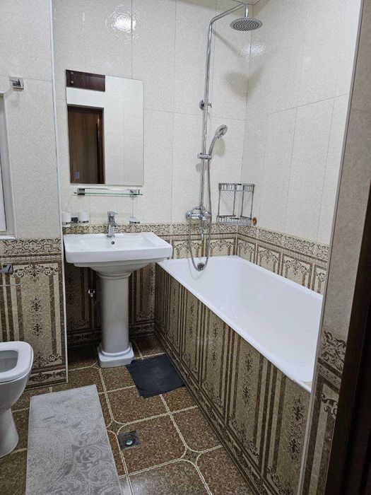 Карасу-2 (Мирзо-Улугбек), 5-комн, 110 м², 3/5, с ремонтом. Собственник