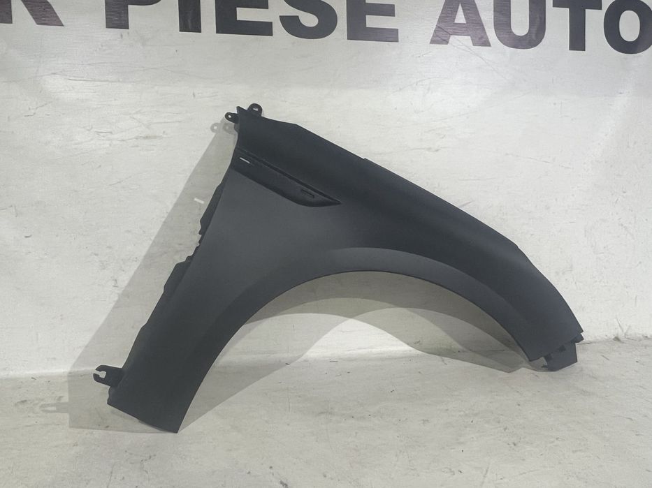 Aripa dreapta, Renault Megane 4, 2016, 2017, 2018, 2019, 2020, 2021, 2022, 2023, 2024.