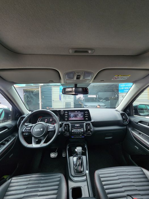 Kia Sonet 2025 yil