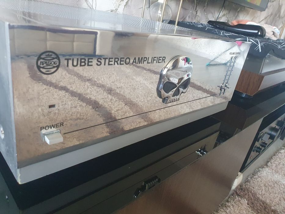 Сегодня еще скину Срочно Ламповый стерео усилитель Прибой 2×50+30 w
