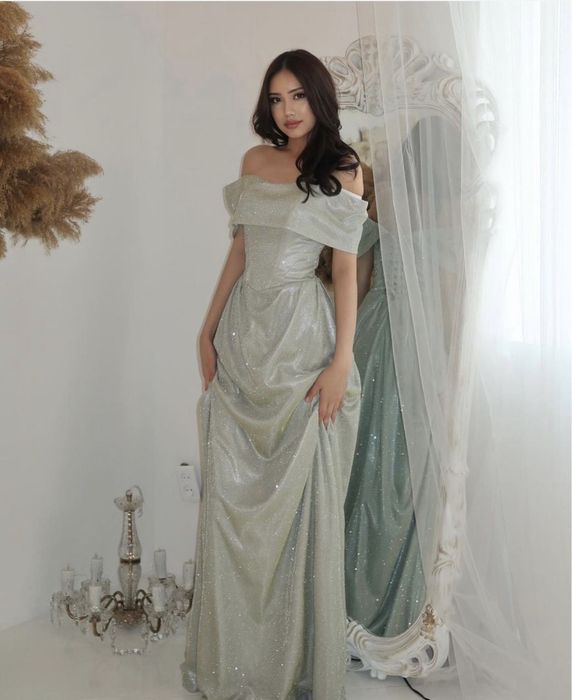 красивые платья! Продаеться