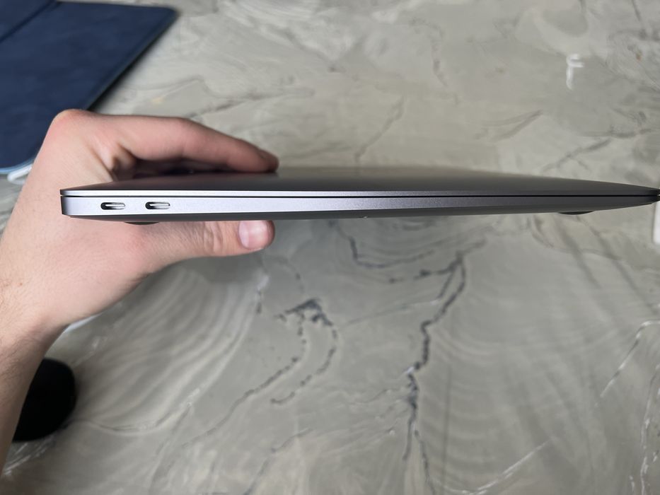 Macbook air m1 2020