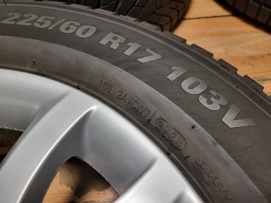 Джанти 17" 5×114,3 Renault с гуми 225/60/17 Kumho зимни