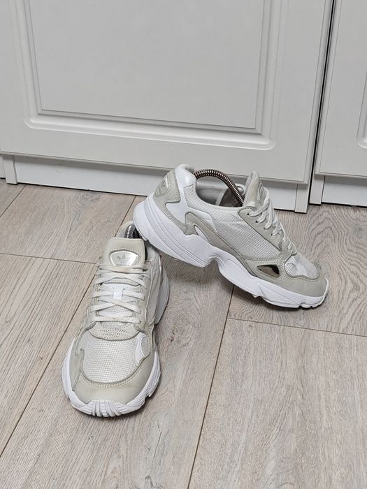 Adidas falcon Nr 38.5