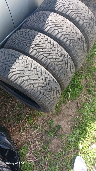 Продавам 4бр.зимни гуми 205/55/16