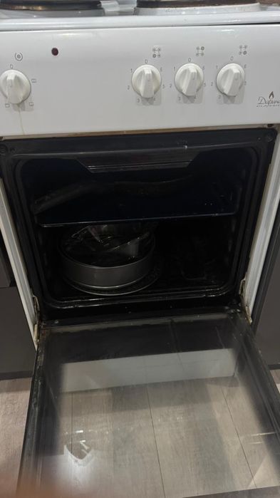 Продам плиту электрическую