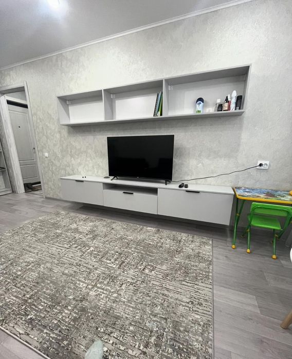 Продам 1 ком квартиру с ремонтом 15900